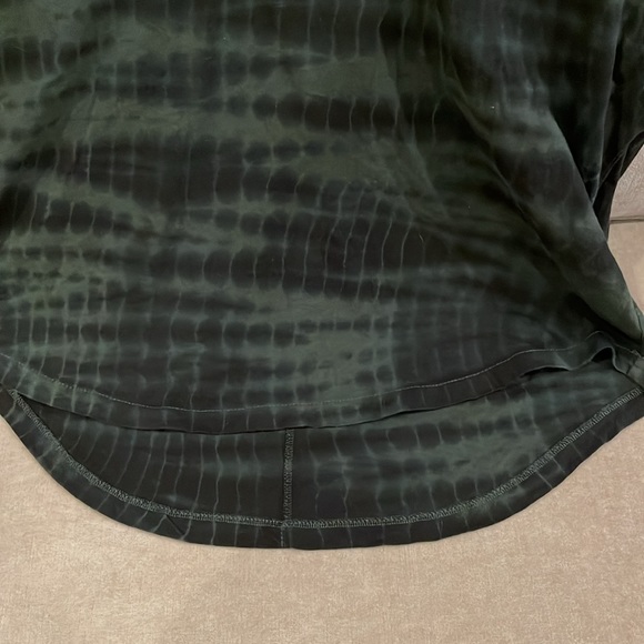 Athleta Organic Cotton Daily Tie-dye Commute T-shirt Medium - Picture 7 of 7